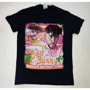 Bad Bunny World’s Hottest Tour 2022 Graphic T-shirt Women Small Black Music